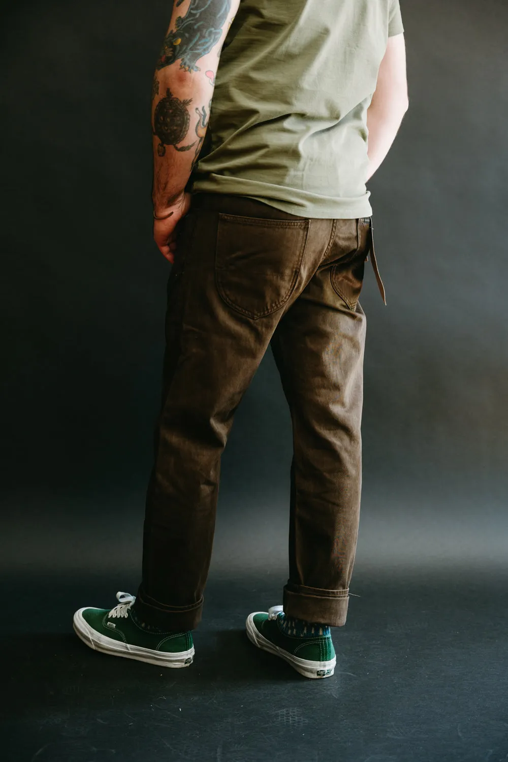 1852S - "Amami Dorozome" Relaxed Tapered Mud Dyed Eastern Jeans - Dark Brown