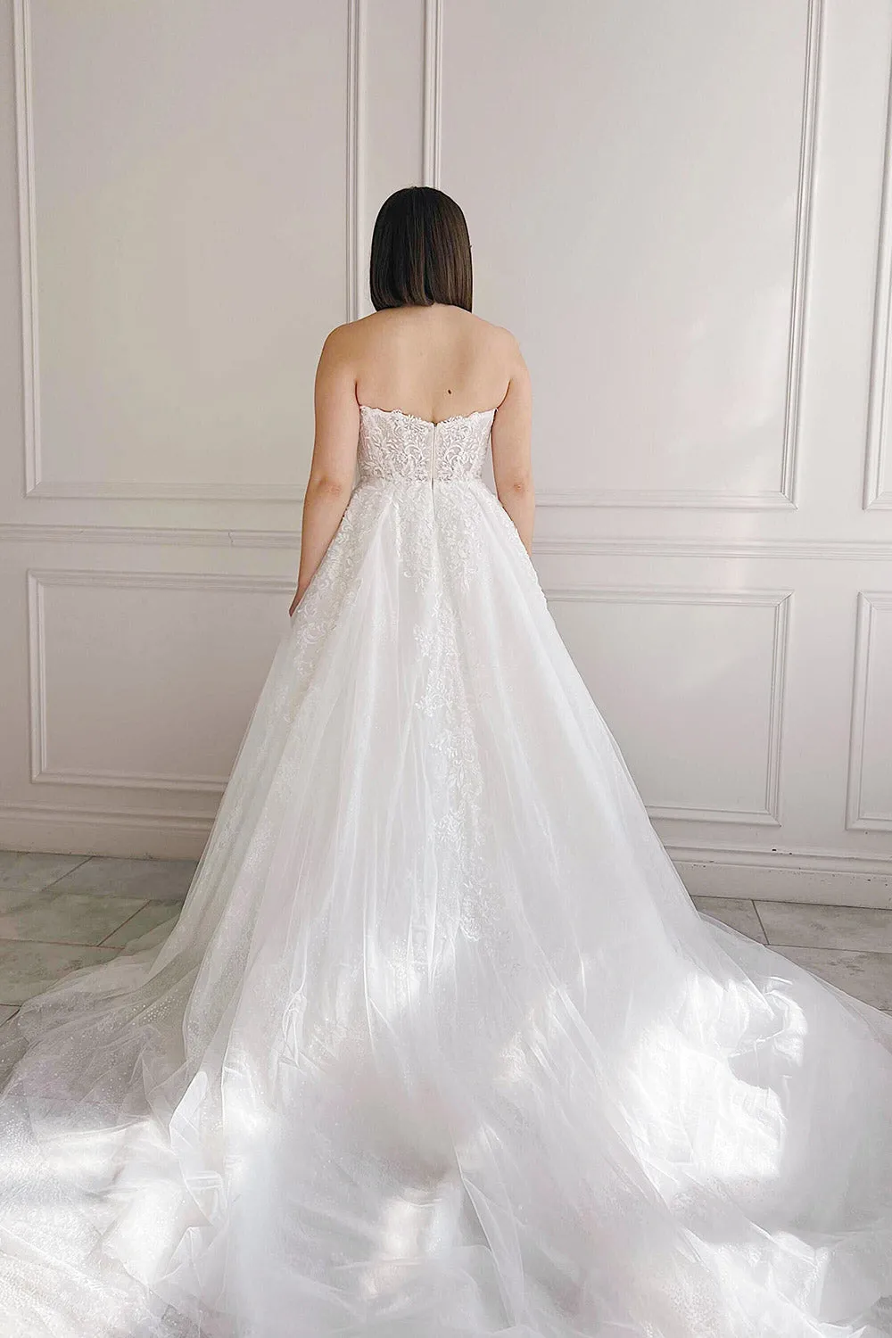 Beatrix | Strapless Tulle Wedding Gown w/ Bolero