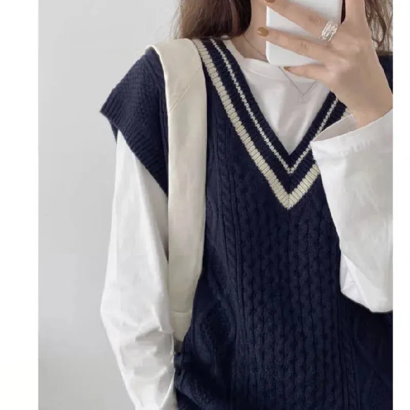Bonnyshow  Vintage V-neck Knitted Cashmere Vest  for Women  Autumn New College Style Twists Sweater Waistcoat Sleeveless  Pullover Tops