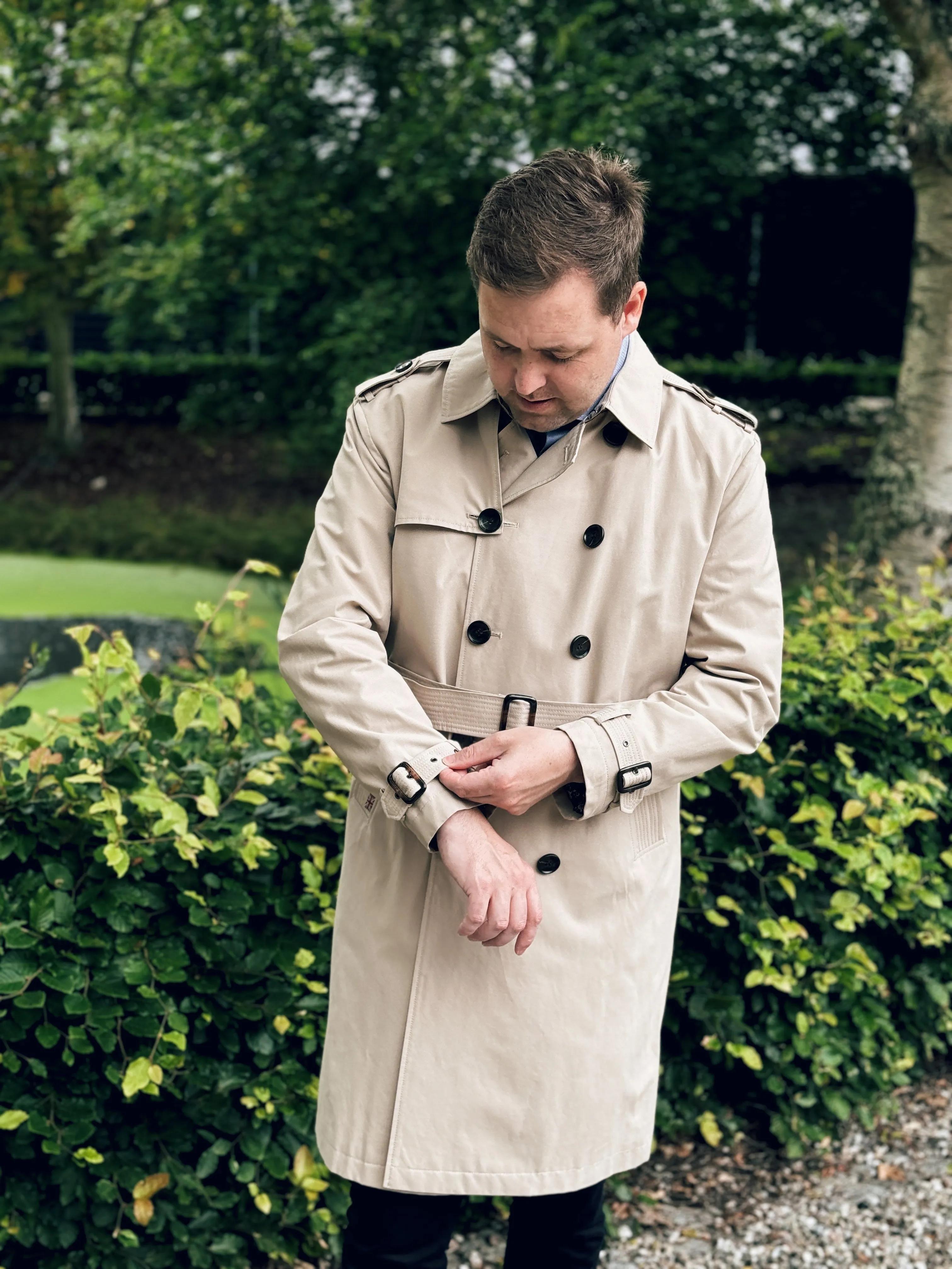 Chelsea mens trench coat, beige