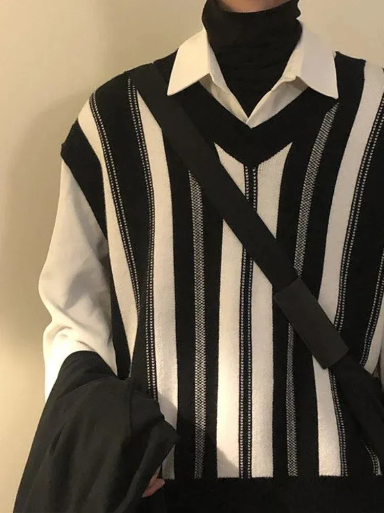 Knitted Sweaters for Men Y2k Vintage Waistcoat Man Clothes Striped Sleeveless Vest Aesthetic Black Korean Fashion Casual Cotton