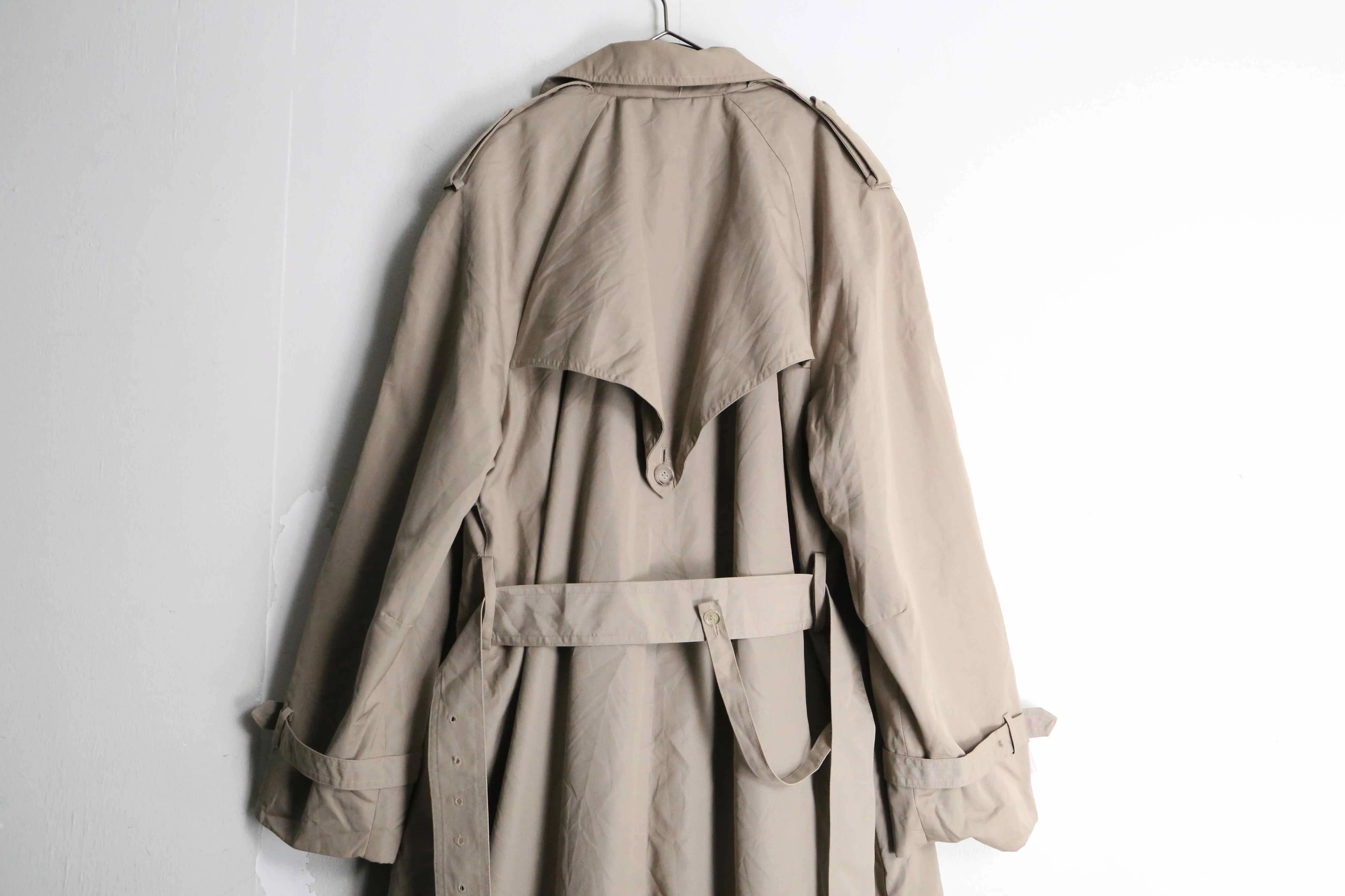 "LONDON TOWNE" beige color trench coat