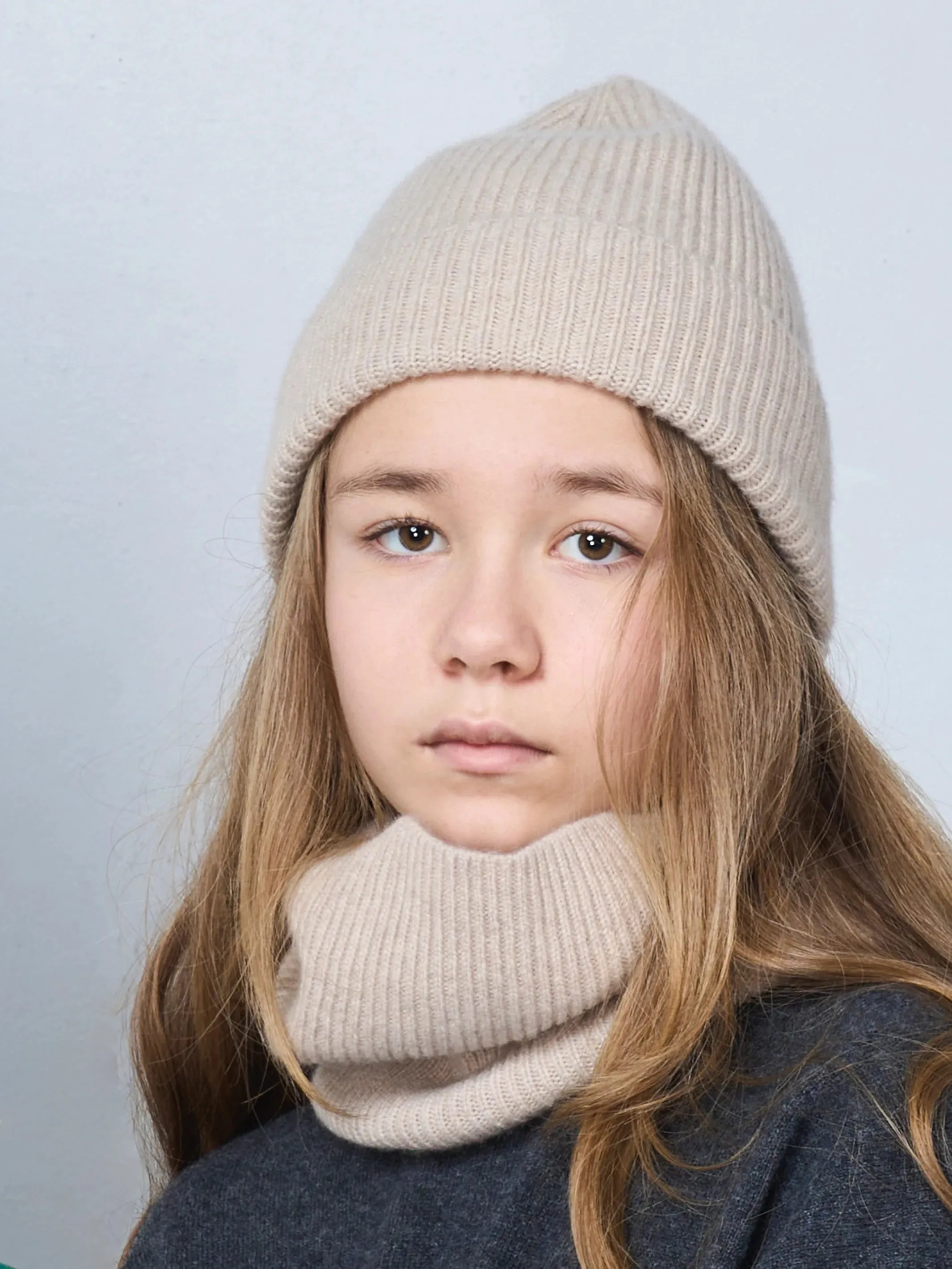Ribbed Cashmere Snood Beige